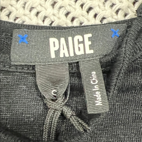 PAIGE Black Short Sleeve Top - Picture 2 of 10